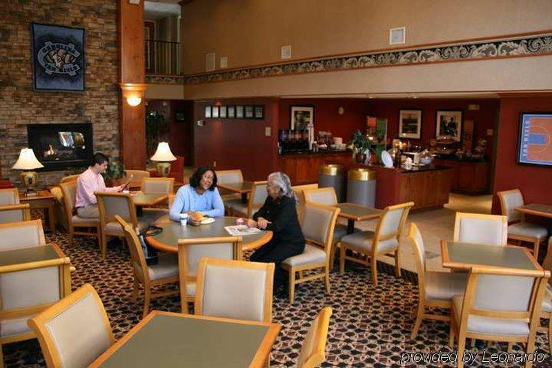 Hampton Inn & Suites Chapel Hill/Durham Restaurant foto