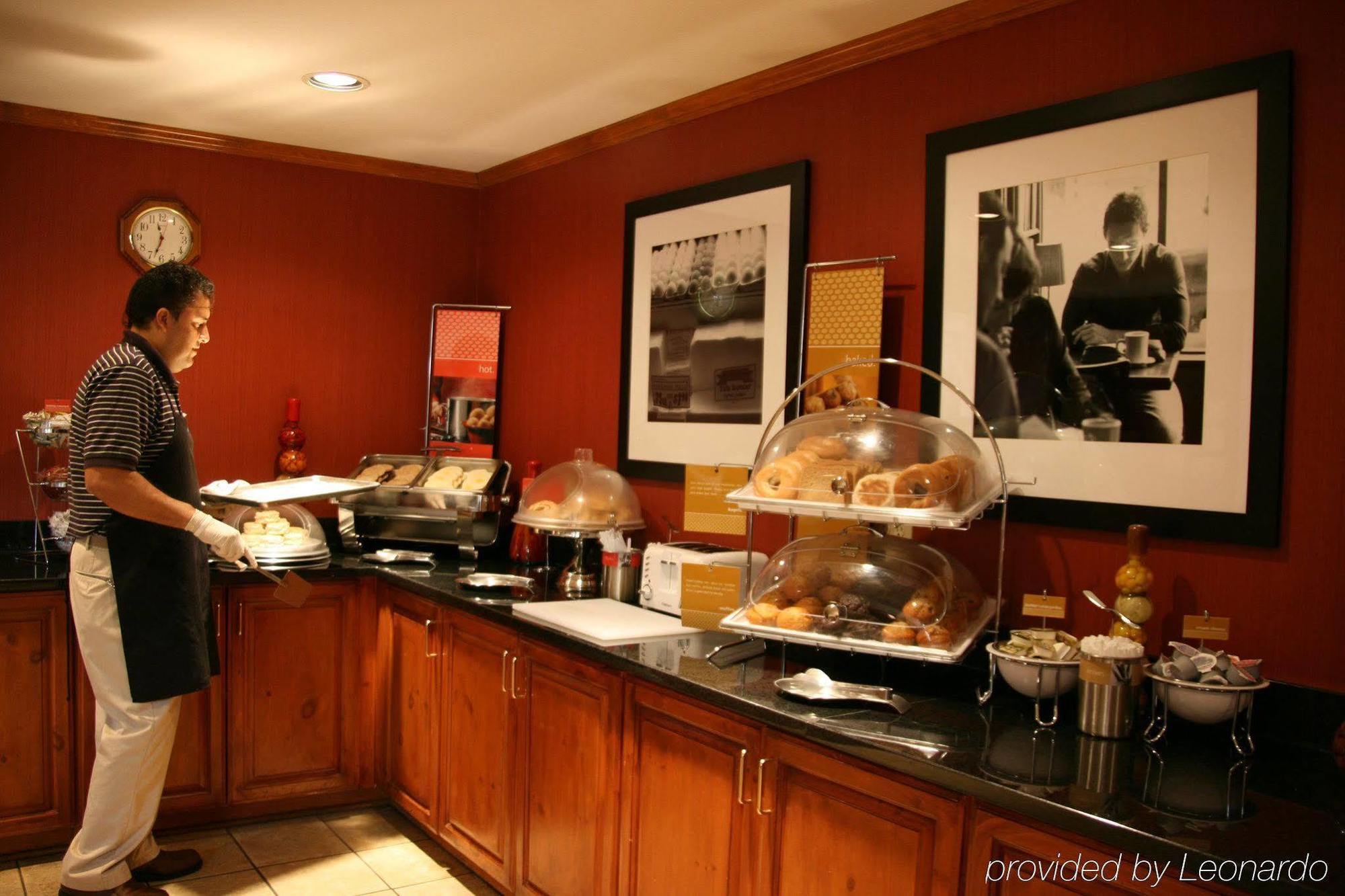 Hampton Inn & Suites Chapel Hill/Durham Restaurant foto